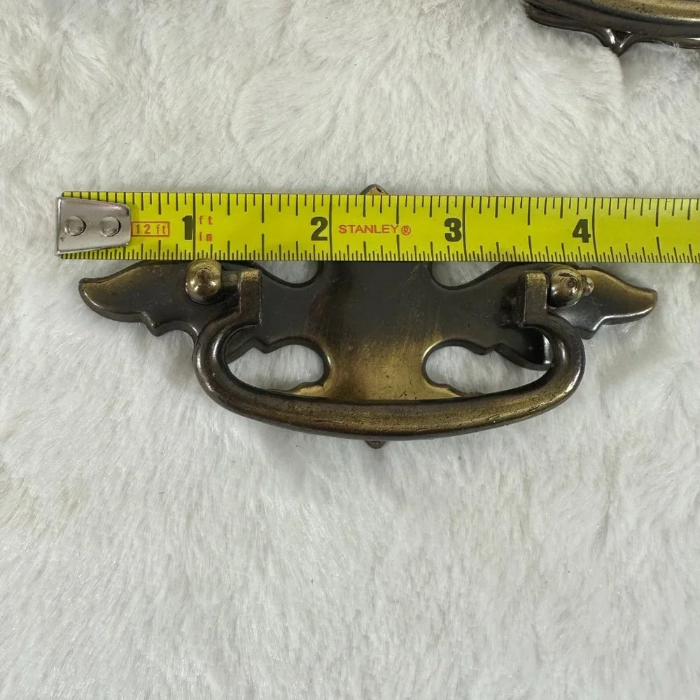 Vintage Brass Dresser Drawer Pulls Handles set of 9 (A7316DC) - Picture 6 of 7